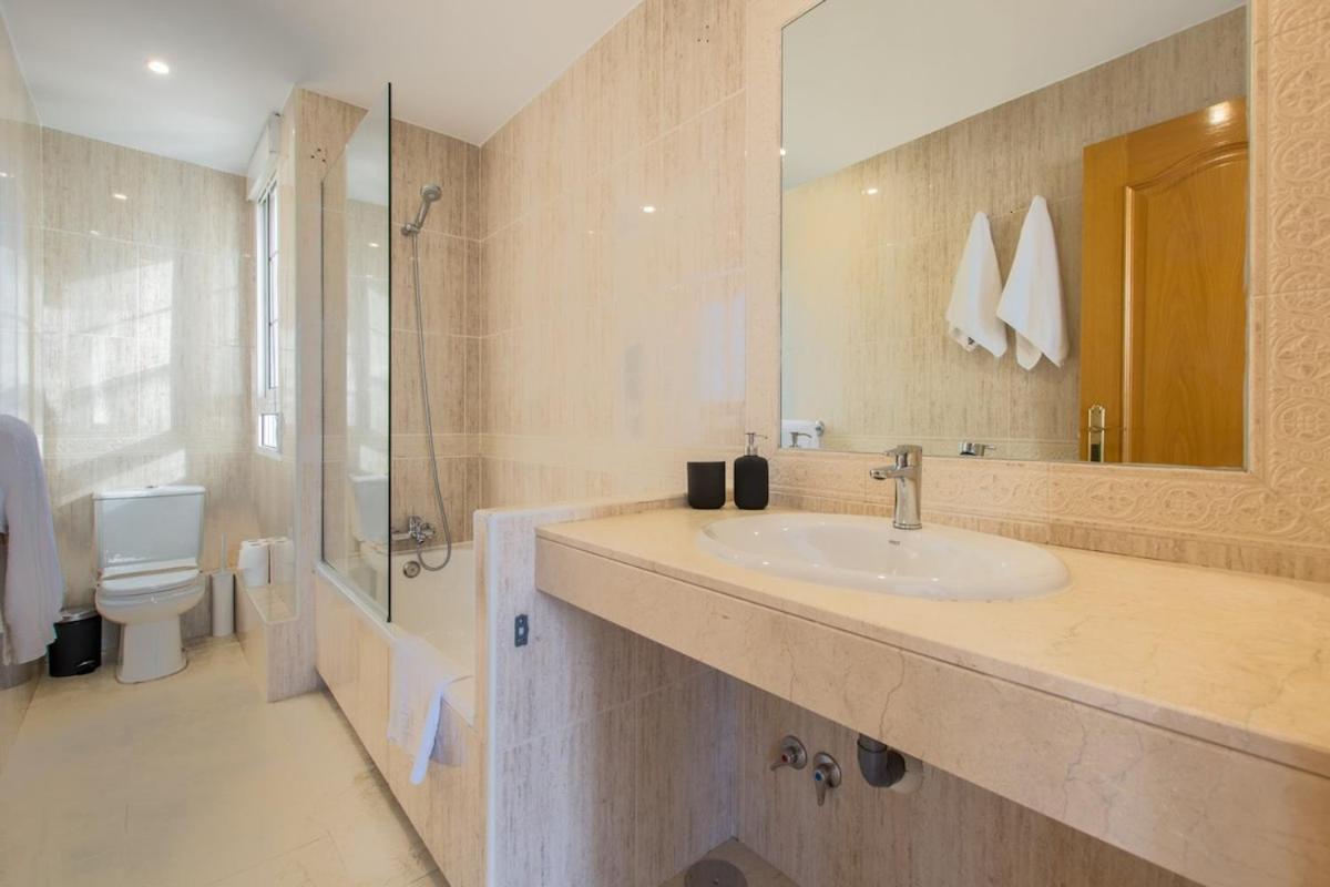 Atico Con Terraza De Vistas Inmejorables Apartment Madrid Exterior photo
