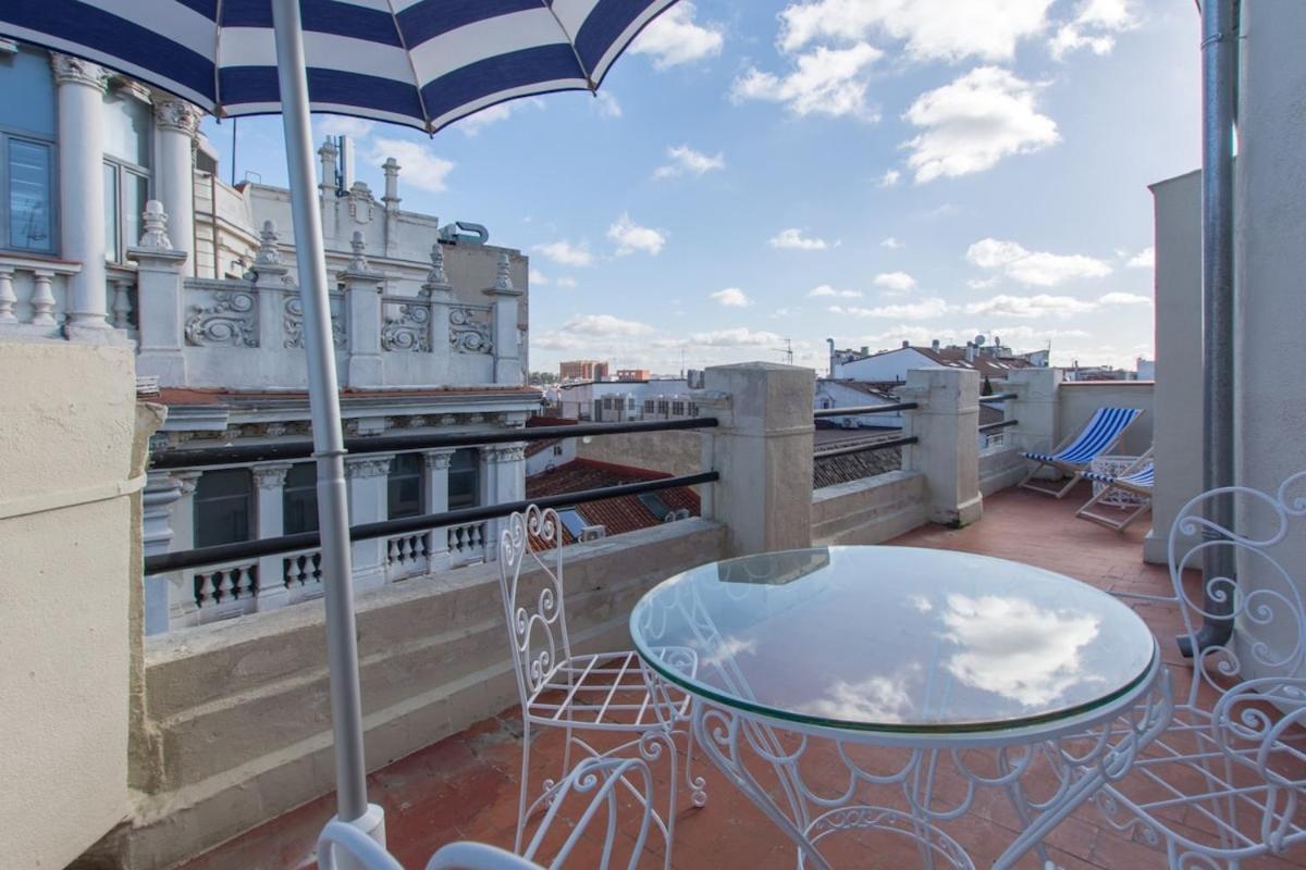 Atico Con Terraza De Vistas Inmejorables Apartment Madrid Exterior photo
